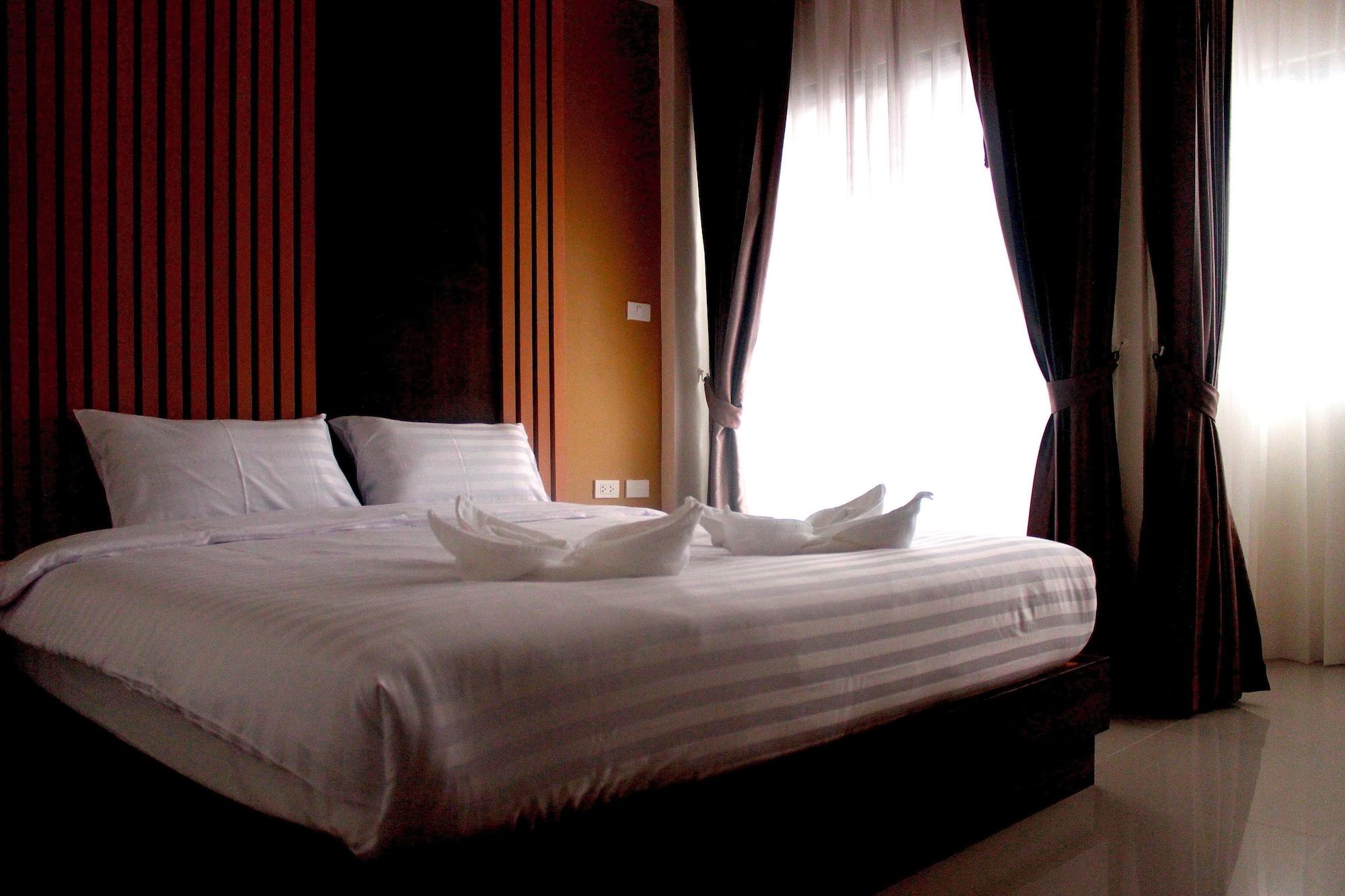 Tropical Sunset Hotel Patong Eksteriør billede