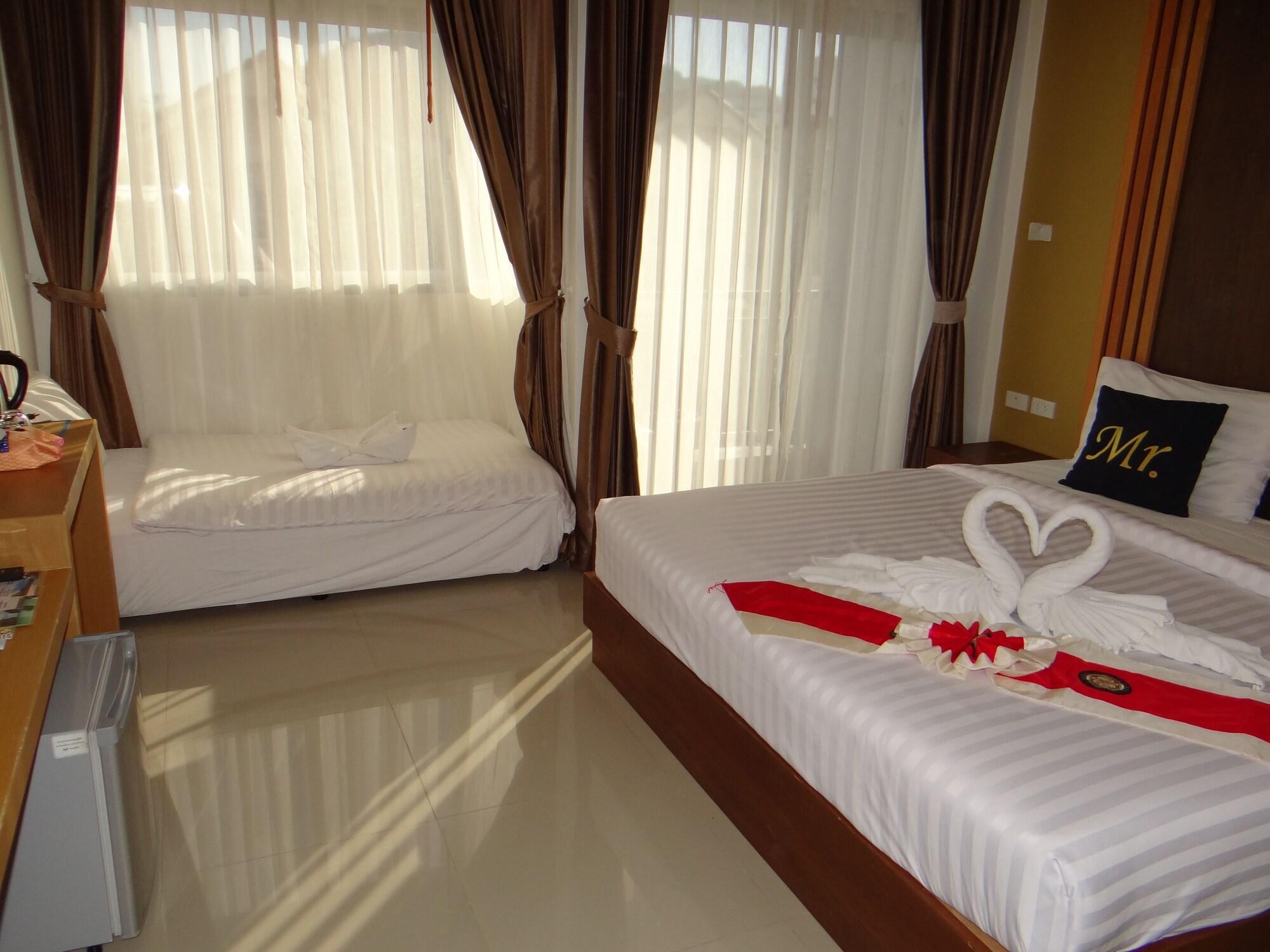 Tropical Sunset Hotel Patong Eksteriør billede
