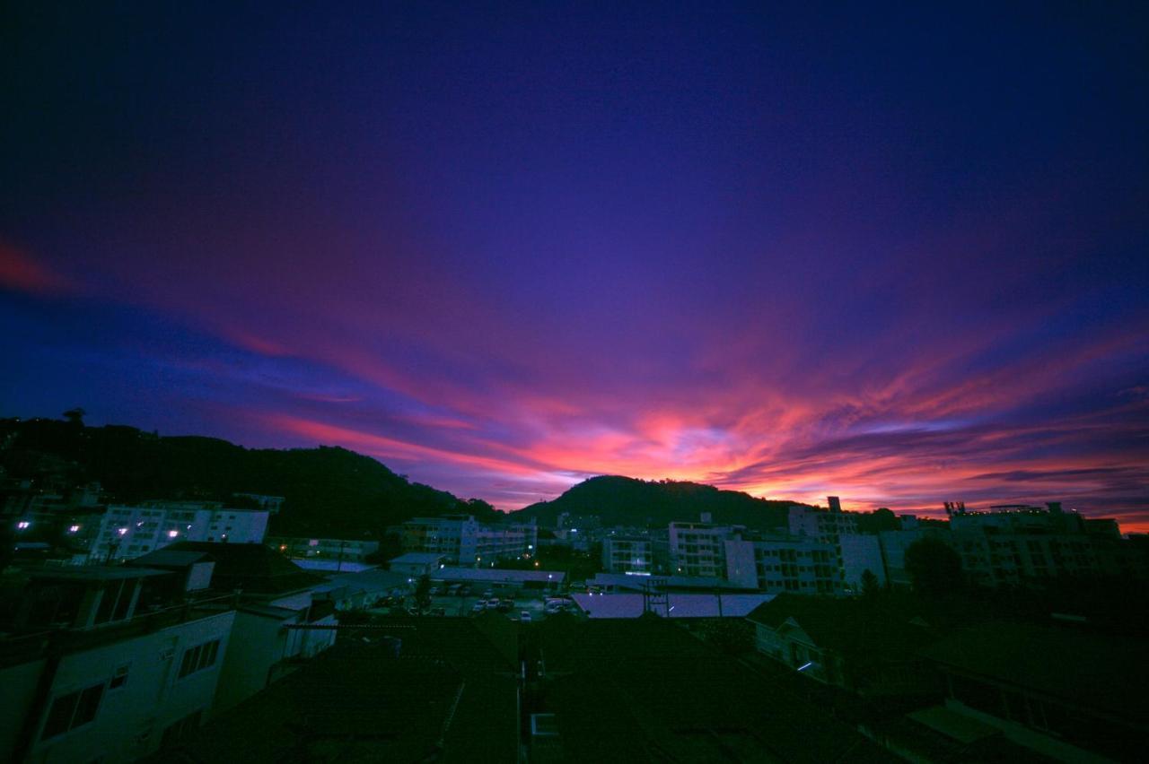 Tropical Sunset Hotel Patong Eksteriør billede
